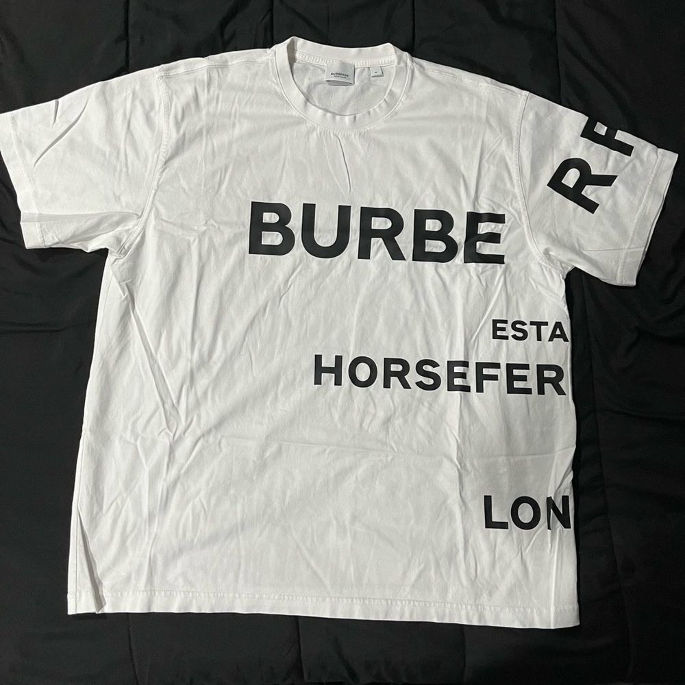 Burberry T shirt